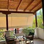 Lenia Apart Otel Kalamítsi