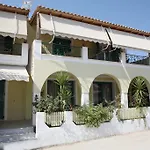 Lenia Apart Otel