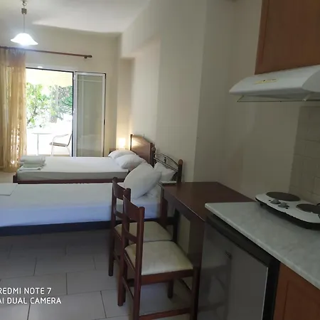 Apart-hotel Lenia 2*
