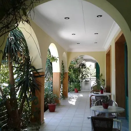 Apart-hotel Lenia