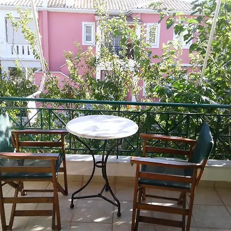Lenia Apart-hotel 2*