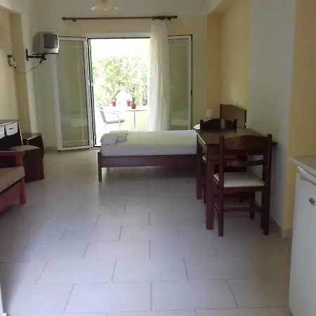 Lenia Apart-hotel Kalamítsi