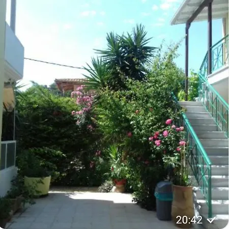 Lenia Apart-hotel 2*