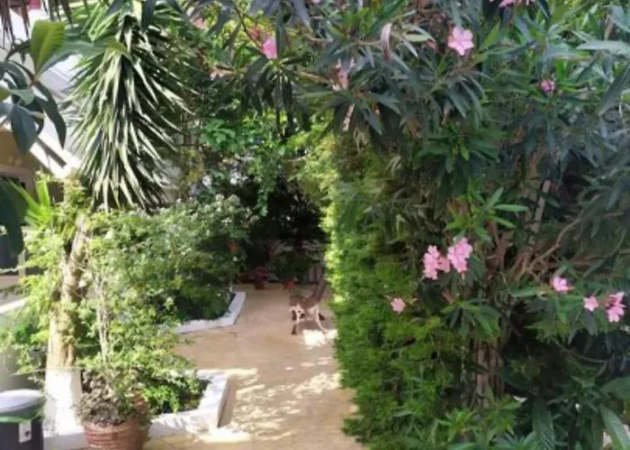 Lenia 2* Kalamitsi (Lefkada)