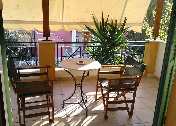 Lenia Lejlighedshotel Kalamítsi