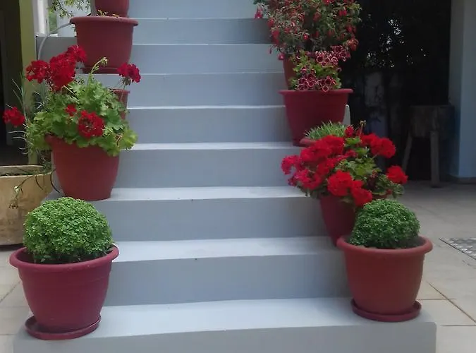 Lenia Kalamitsi (Lefkada)